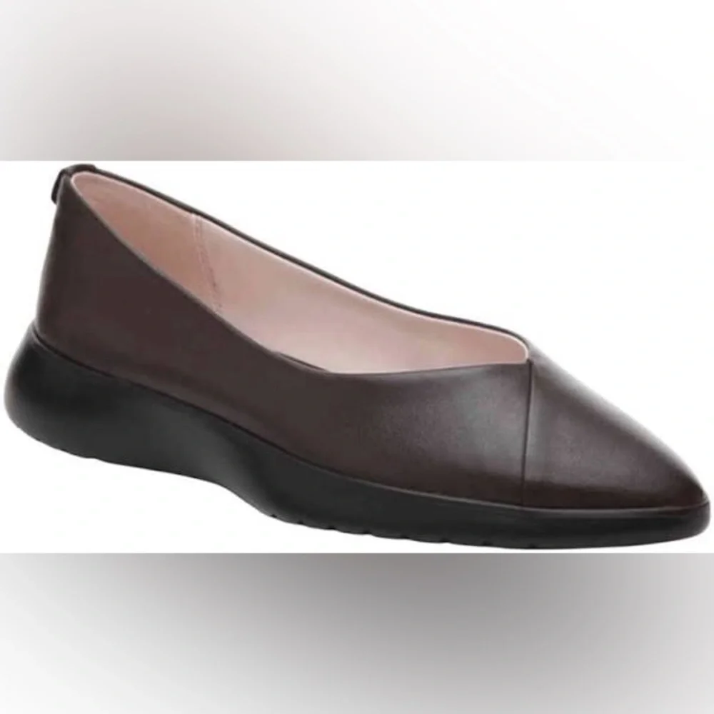 Taryn Rose Devon Napa Flats in Black Size 6.5